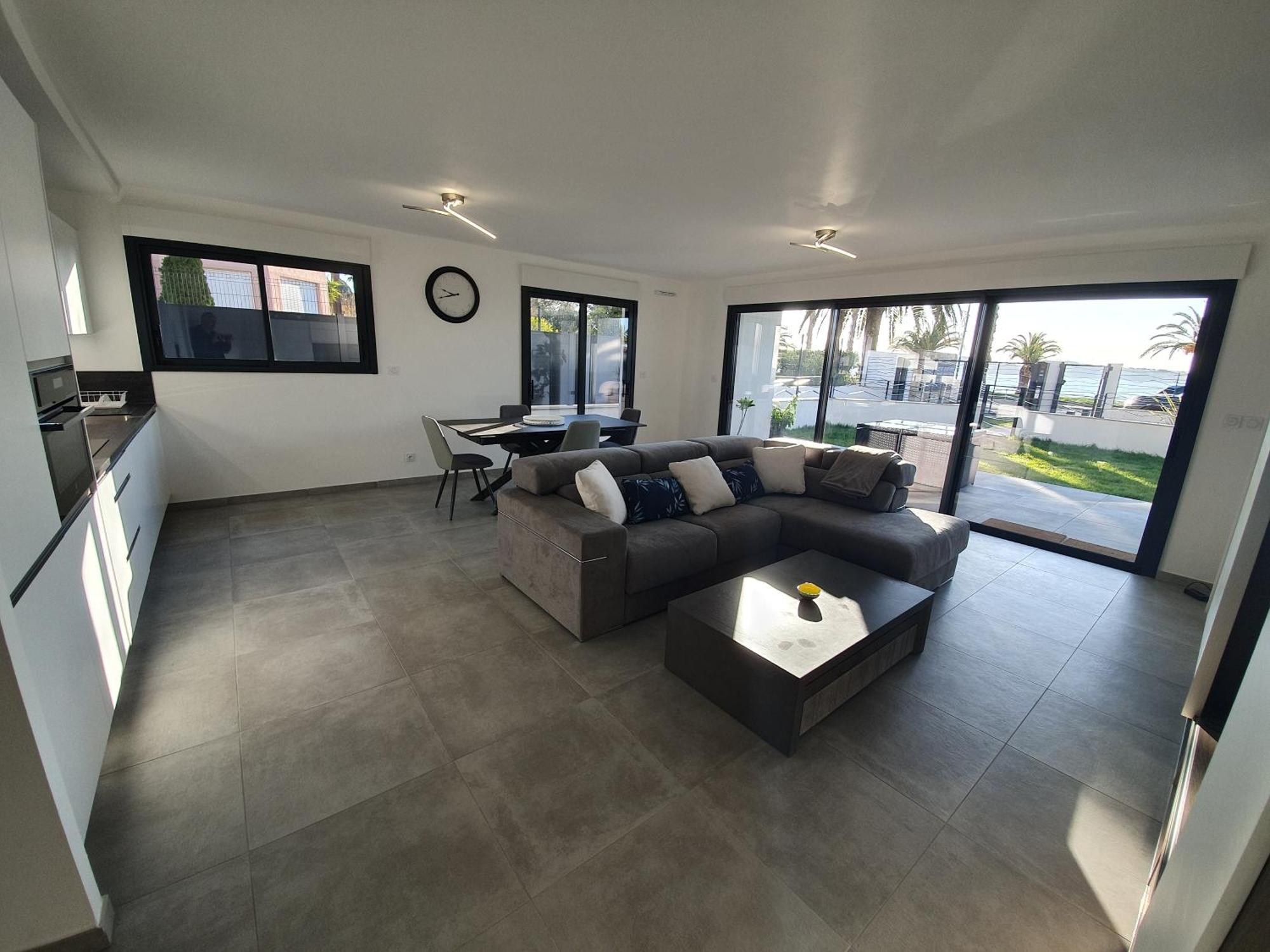 T3 Neuf Avec Terrasse Et Jardin Face A La Mer Bandol Exterior foto